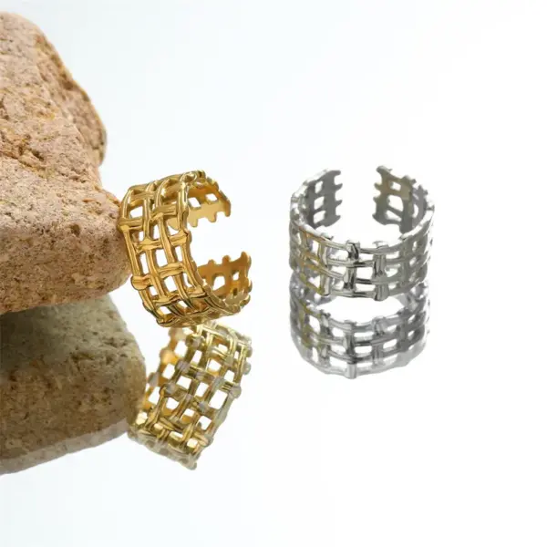 Wholesale Fashionable Retro Titanium Steel Ring Non-Fading Women's High-End Luxury Open Stainless Steel Ring Adjustable Geometric Pattern