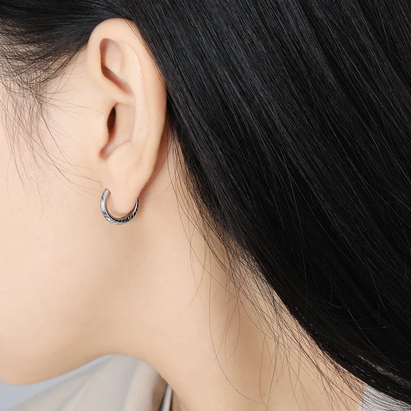 Wholesale 201 Stainless Steel Round PVD Coated 18K Real Gold Plated 18K Gold Basic Waterproof Non Tarnish Plating Earrings