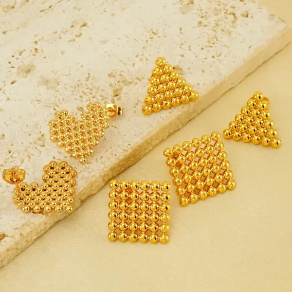 Wholesale 1 Pair Elegant Solid Color Plating Stainless Steel Titanium Steel 18K Gold Plated Ear Studs