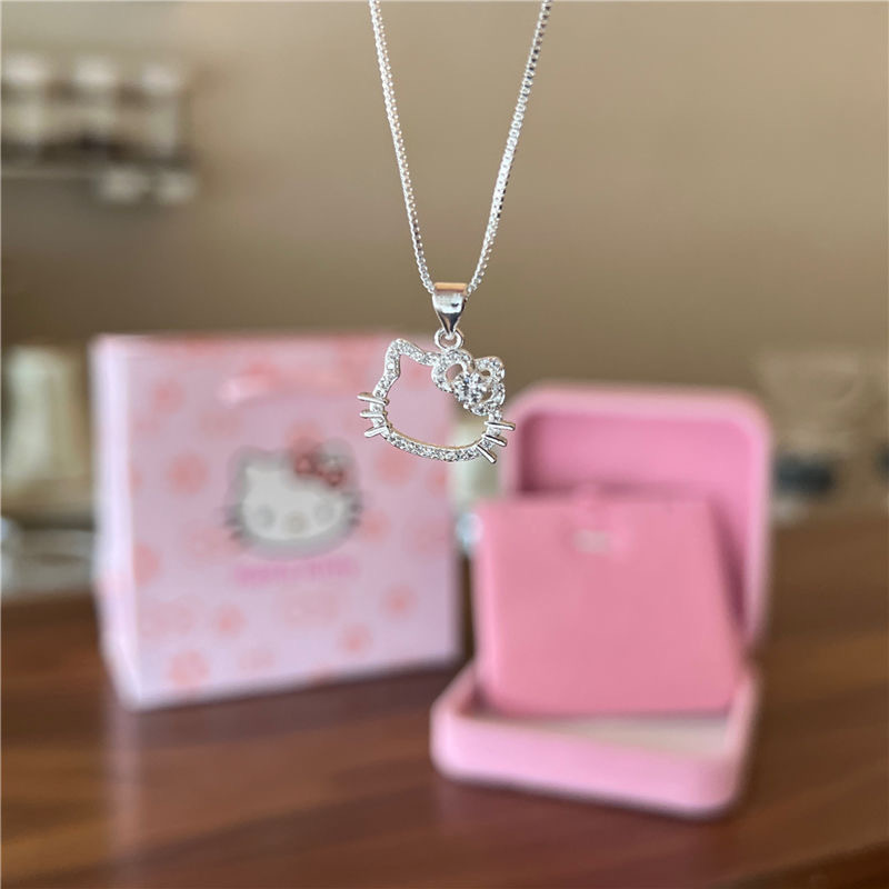 Wholesale Birthday Gift Necklace Women's Sweet Cute Pendant Clavicle Chain for Girlfriends