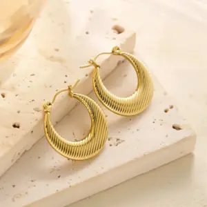 Eh010 Earrings / Gold