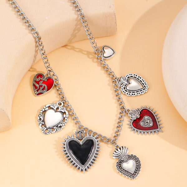 oly-2a40b33a14d030aa95b50adc0799e6e0 Wholesale Selling Retro Religious Multiple Sacred Heart Pendant Necklace sier Chain Personalized High-end Female Jewelry