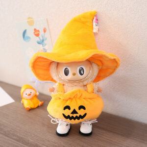 Halloween pumpkin costume + orange hat + white lace-up shoes (doll not included) / Suitable for first, second, and third generation keychains (dolls not included).