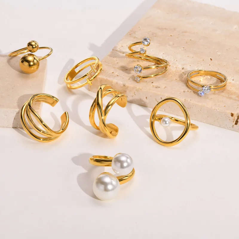 Wholesale PVD Coated Real Gold Plated 18K Gold Geometric 201 Stainless Steel IG Style Vacation Simple Style Waterproof Non Tarnish Rings