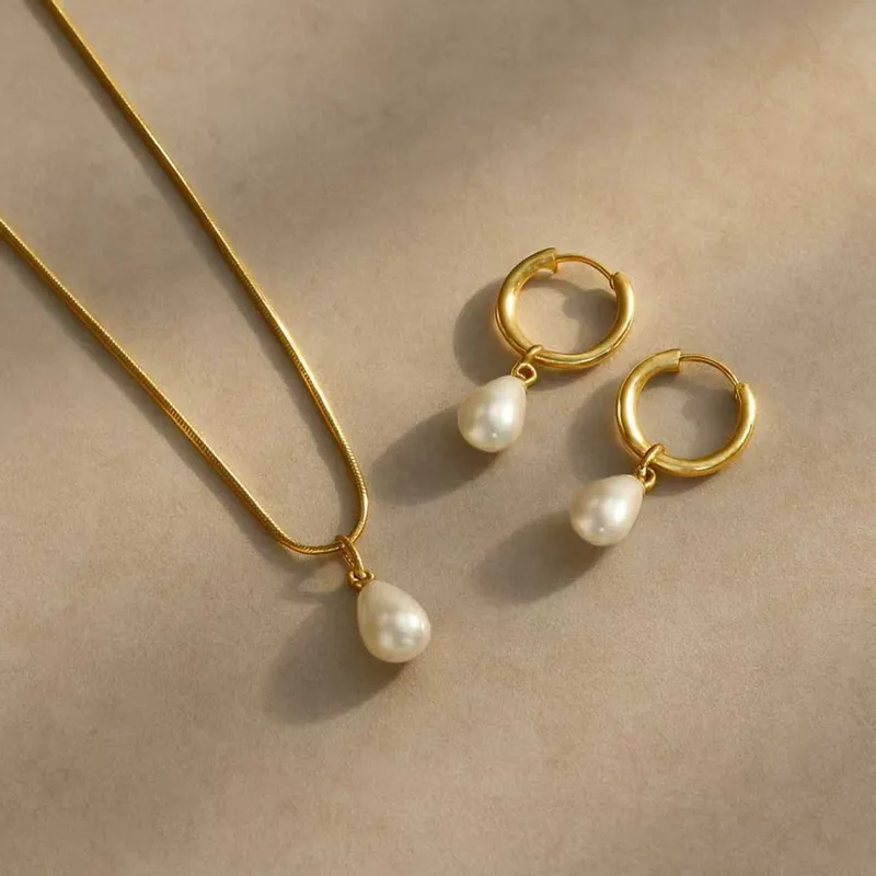 Wholesale 3pc Stainless Steel Waterproof And Non-Fading Stylish Women's Gold/Sier Water op Pearl Hoop Earrings Necklace Jewelry Set, Suitable For Wome