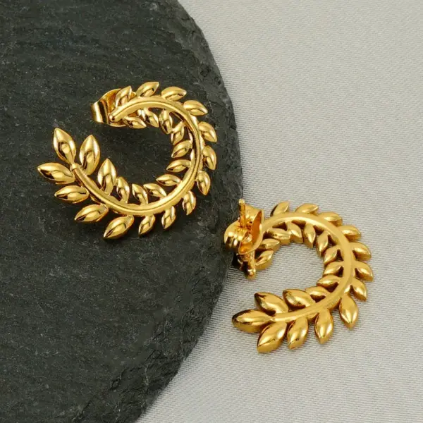 Wholesale 1 Pair Elegant Wreath Polishing Plating Stainless Steel Titanium Steel 18K Gold Plated Earrings