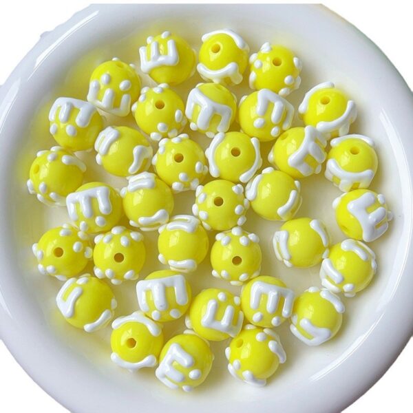 Wholesale Cream acrylic through-hole loose beads