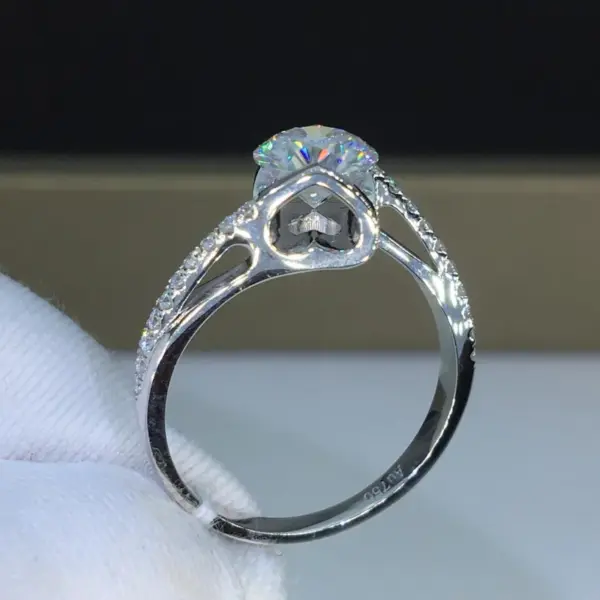 Wholesale Retro Super Flashing Hearts Arrows Zircon Carat Imitation Moissan Diamond Copper Ring