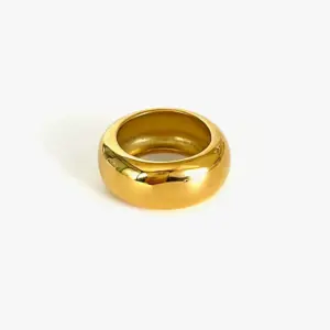 Gold Thick Ring / 8 / R0290