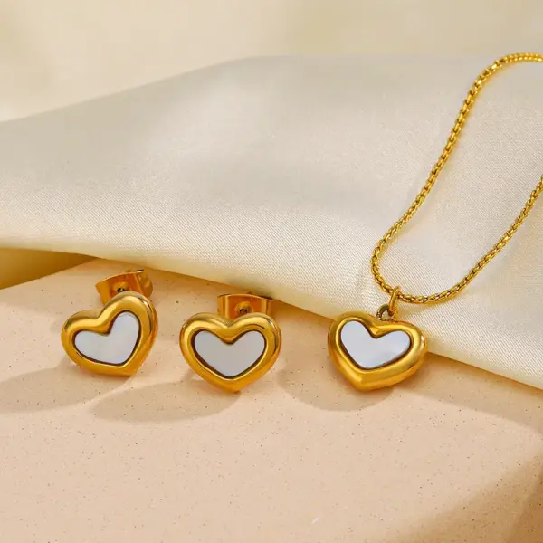 PVD Coated 18K Gold Plated Heart Shape 304 Stainless Steel Titanium Sweet Waterproof Non Tarnish Bracelets Earrings Necklace