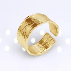 B45 Gold / Adjustable Opening
