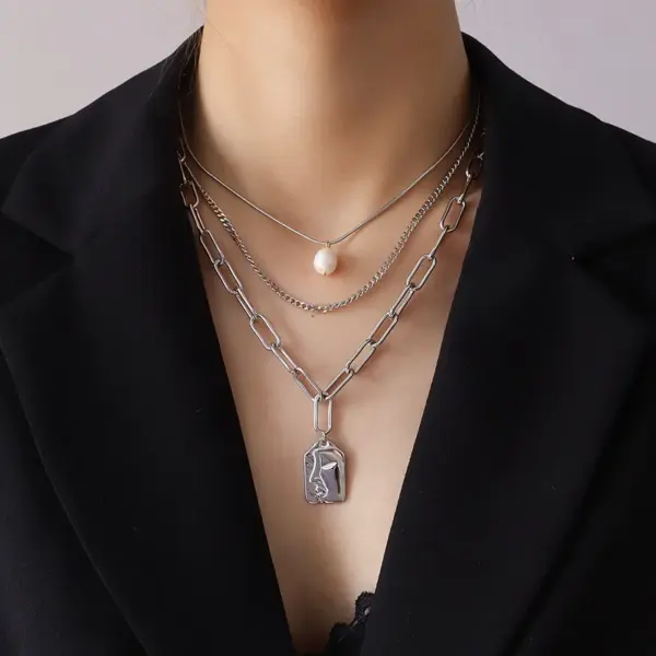 Wholesale PVD Coated Real Gold Plated 18K Gold Geometric 304 Stainless Steel Fashion Waterproof Non Tarnish 304 Stainless Steel Necklace