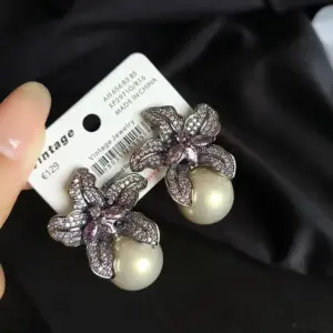 E1293 All Purple Diamond Coffee Pearl