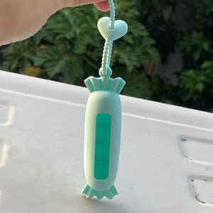Protective case + heart-shaped cable tie / candy light blue