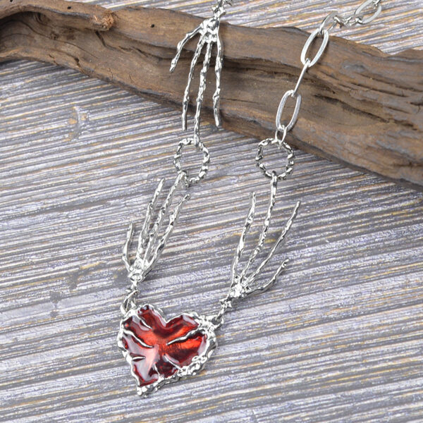 oly-2b9538820430bac9d9a6a7246b8fc7ef Wholesale Korean and Japanese Style Ins Millennium Dark Red Oil Drop Necklace with Exaggerated Design Claw Splicing Heart Clavicle Chain