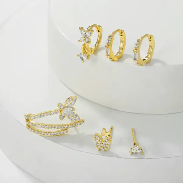 Wholesale 1 Set Sweet Simple Style Geometric Butterfly Inlay Brass Zircon 18K Gold Plated Earrings Ear Studs