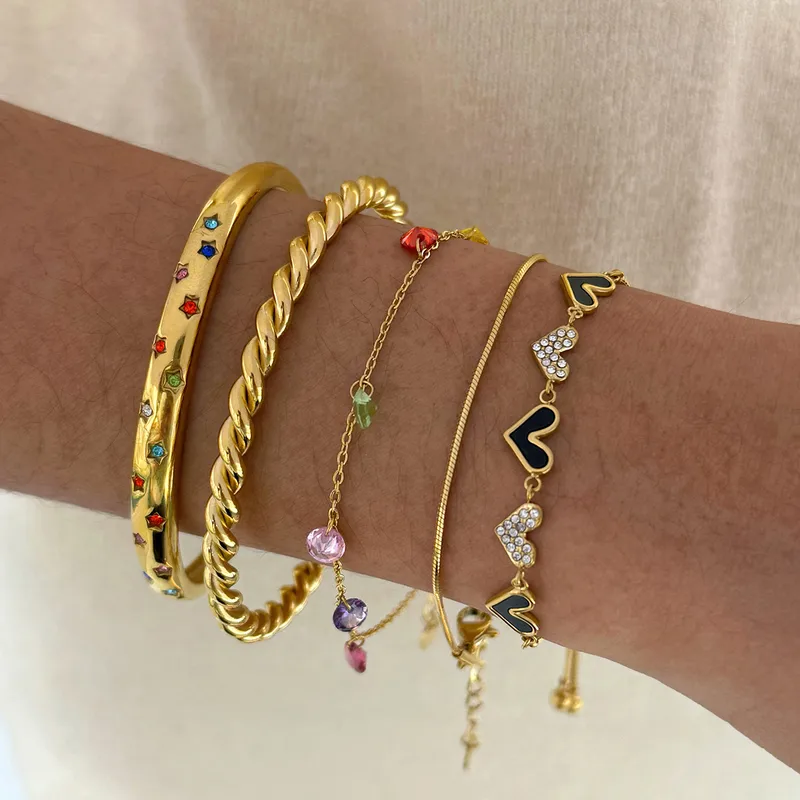 Wholesale PVD Coated Real Gold Plated 16K White Pentagram Heart Shape 304 Stainless Steel Casual Modern Style Waterproof Non Tarnish Bracelets Bangle