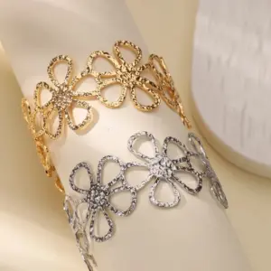 304 Stainless Steel Flower PVD Coated Stone-Free Real Gold Plated Retro Classic Style Waterproof Non Tarnish Plating Bangle