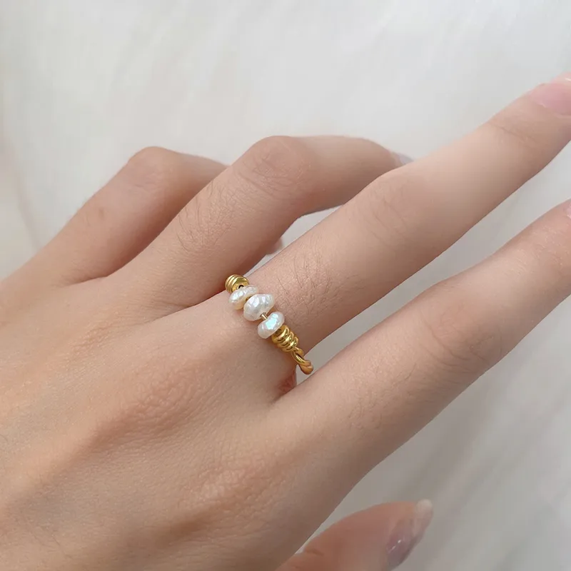 Wholesale Elegant Lady Geometric Freshwater Pearl Titanium Steel Plating Rings
