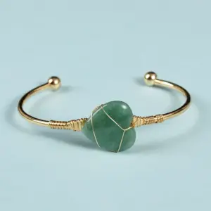 Green Aventurine / Gold Style