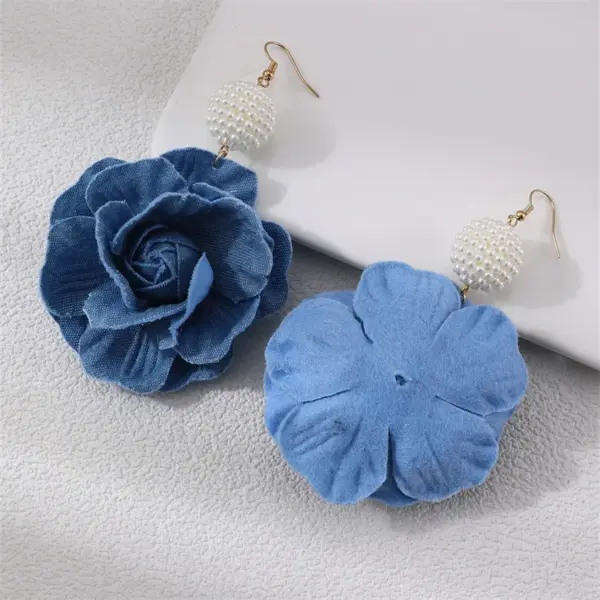 Wholesale 1 Pair Exaggerated Romantic Flower Pearl Three-dimensional Alloy Cloth Drop Earrings Earrings