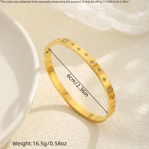 PVD Coated Real Gold Plated 18K Gold Geometric Star Titanium Steel Casual Elegant Waterproof Non Tarnish Titanium Steel Bangle