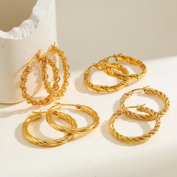 Wholesale Round Braided Vacuum Electroplating (In-Furnace) 18K Real Gold Plated 304 Stainless Steel No Inlay Material Hoop Earrings For Women