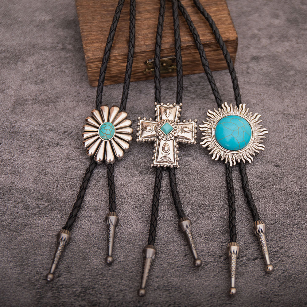 Wholesale Turquoise Pattern Alloy Aessories lo Tie Fashion Collar Necklace
