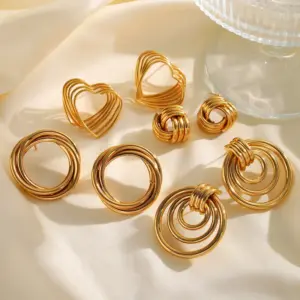 Wholesale 1 Pair Casual Simple Style Artistic Irregular Geometric Heart Shape Plating 304 Stainless Steel 18K Gold Plated Ear Studs