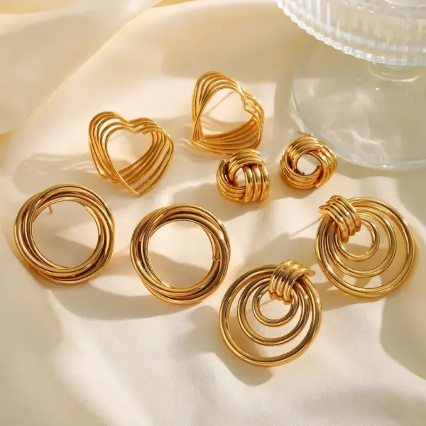 Wholesale 1 Pair Casual Simple Style Artistic Irregular Geometric Heart Shape Plating 304 Stainless Steel 18K Gold Plated Ear Studs