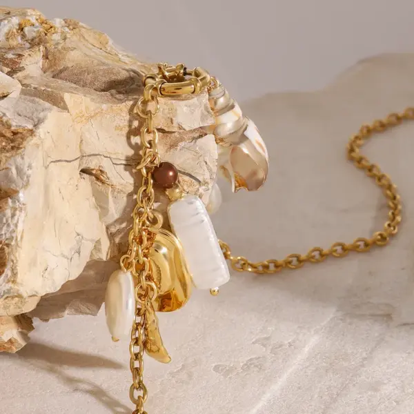 Wholesale PVD Coated Real Gold Plated Starfish Conch 304 Stainless Steel Simple Style Classic Style Waterproof Non Tarnish 304 Stainless Steel Necklace