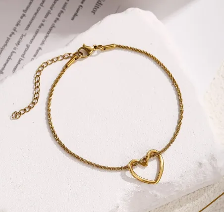 Wholesale Vacation Classic Style Heart Shape 304 Stainless Steel Cable Chain Bracelets In Bulk