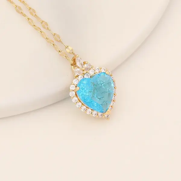 Wholesale Fashion Heart Shape Stainless Steel Copper Inlay Zircon Pendant Necklace 1 Piece