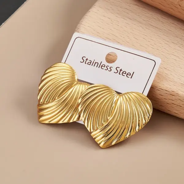 Irregular Heart Shaped Flower Stainless Steel 304 Vacuum Plated Earrings Fashionable Casual Modern Style For Women Daily Wear