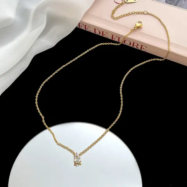 PVD Coated Real Gold Plated 18K Gold Solid Color 304 Stainless Steel Simple Style Waterproof Non Tarnish 304 Stainless Steel Necklace
