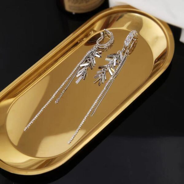 Wholesale Sweet Cool Cold Style Zirconium Ear Clip Sequins Rhinestone Tassel Niche Design Sense Long Temperament Personalized Earrings for Women