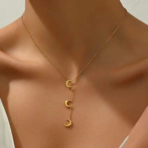 Wholesale PVD Coated Real Gold Plated 14K Gold Moon 304 Stainless Steel Simple Style Waterproof Non Tarnish 304 Stainless Steel Necklace