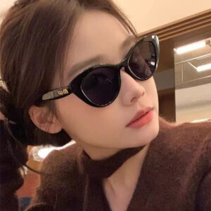 Wholesale 2024 New Cat's Eye European and American Retro Sunglasses Women's Fashionable High-end Sense Internet Trendy Street Photoshoot UV-proof Sunglasses