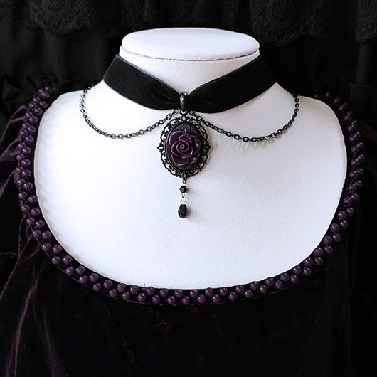 Wholesale Cross-border foreign trade Gothic Dark Rose Necklace Personality Collar Halloween Gothic Necklace Factory Outlet