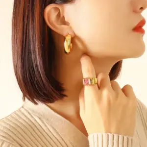 F586-gold Earrings