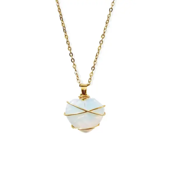 Wholesale Simple Style Heart Shape Crystal Chain Pendant Necklace 1 Piece