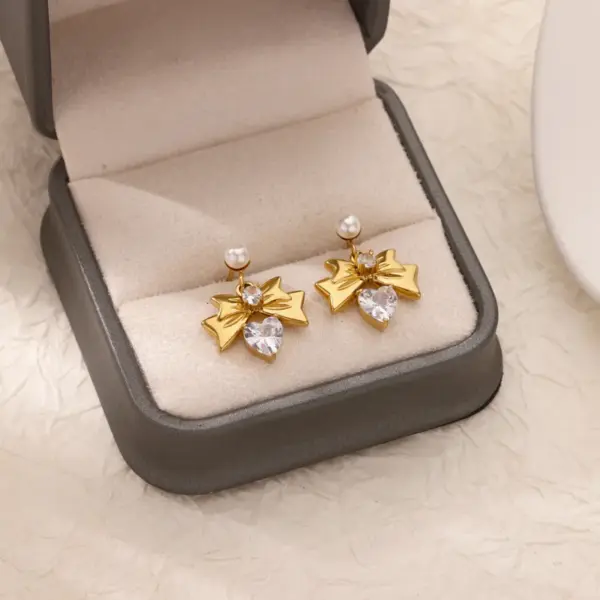 Wholesale Hot-Selling Green Zircon Earrings Plated With 18K Gold Stainless Steel Flower Bow Pendant Stud Earrings Jewelry Accessories For Women