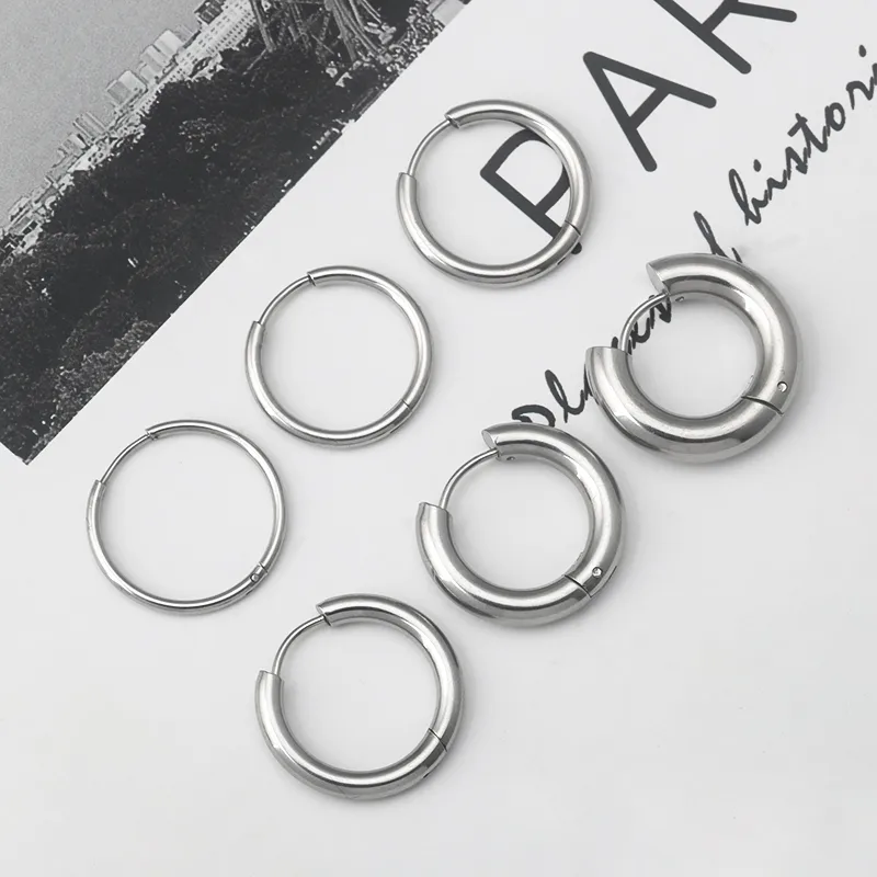 Wholesale 304 Stainless Steel Circle Simple Style Classic Style Earrings