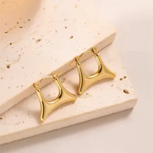 Eh071 Earrings / Gold