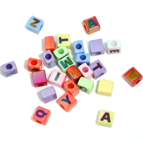 Wholesale 13mm solid color letter beads, loose beads, large hole acrylic square beads, DIY mobile phone chain, keychain beading material