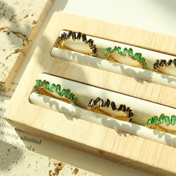 Wholesale PVD Coated Real Gold Plated 18K Gold Geometric 304 Stainless Steel French Style Waterproof Non Tarnish