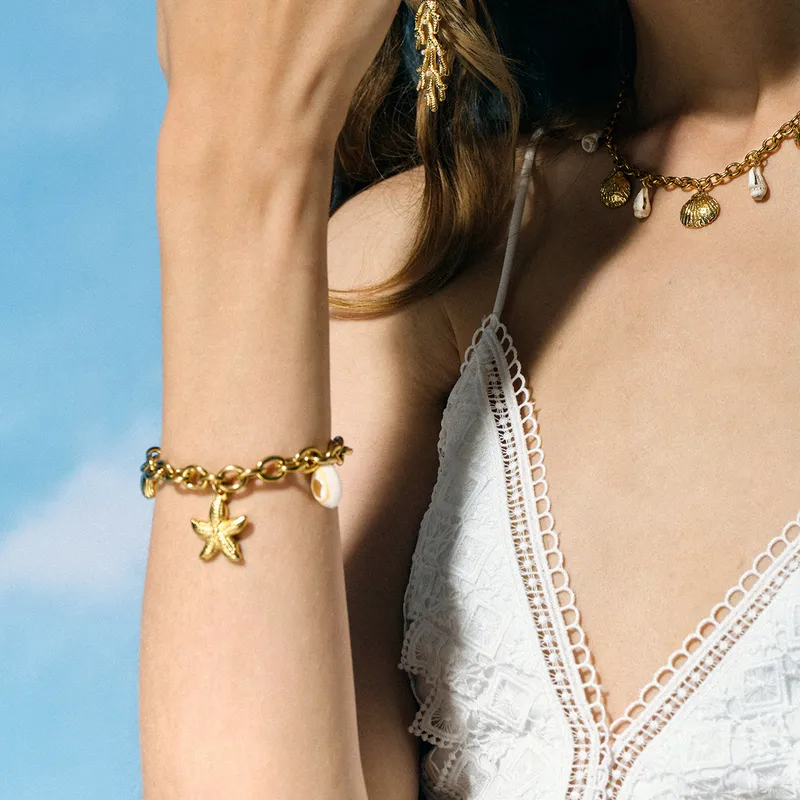 Wholesale PVD Coated Real Gold Plated 18K Starfish Shell 304 Stainless Steel Basic Vacation Classic Style Waterproof Non Tarnish Bracelets