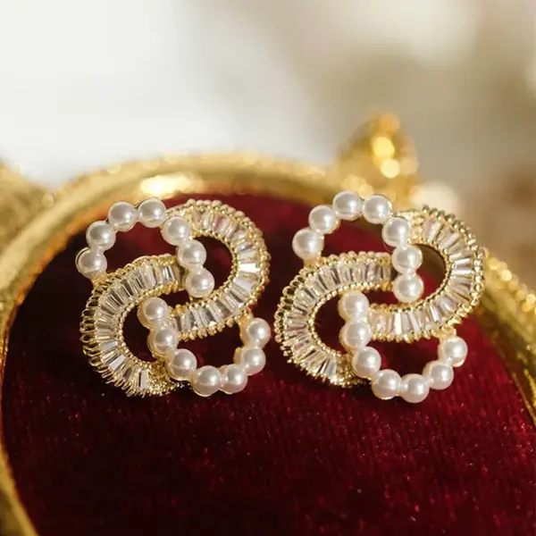 Wholesale Retro Flower Copper Inlay Zircon Drop Earrings Ear Studs 1 Pair