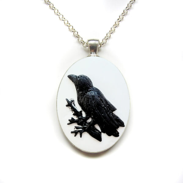 Wholesale Cross-border foreign trade Amazon Gothic Crow Forest Pendant Charm Necklace Factory Outlet