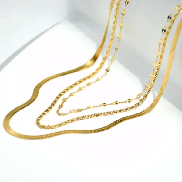 Wholesale PVD Coated Gold Plated Solid Color Stainless Steel Hip-Hop Simple Style Waterproof Non Tarnish 304 Stainless Steel Necklace